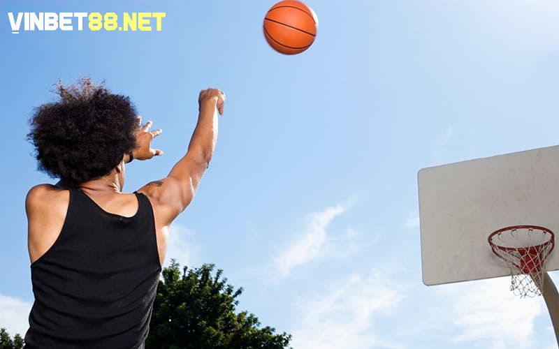 Mục tiêu cuối cùng khi chơi đó là đưa bóng vào rổ